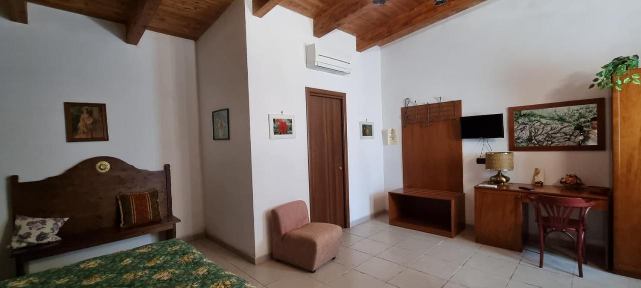 Masseria Milu' Сипонто Экстерьер фото